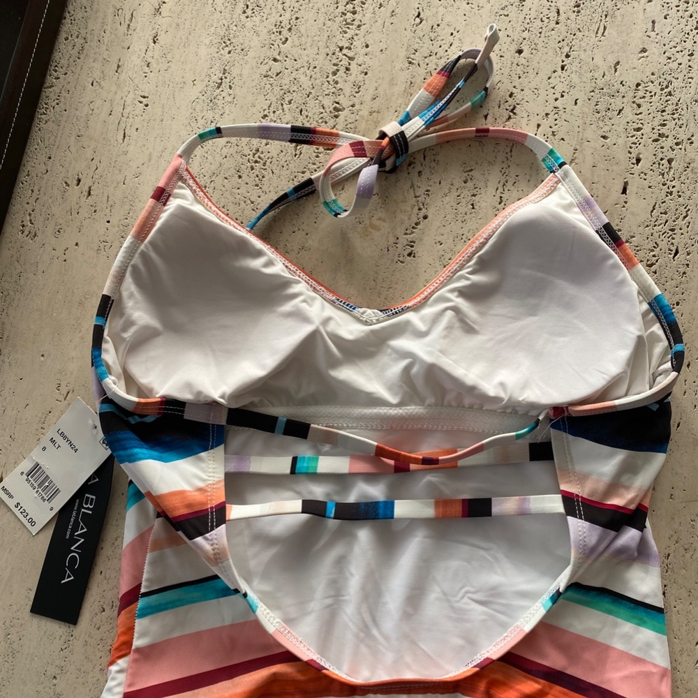 La Blanca Flattering Size 8 One Piece Woman's Swimsuit - Picture 5 of 5